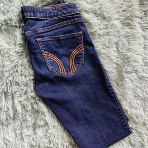Hollister- Dark Wash Skinny Jeans - Size: 3S